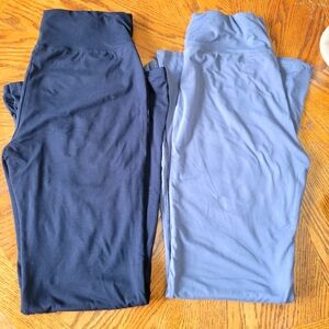 Lot of 2 High-waisted Stetch Flare Yoga Pants